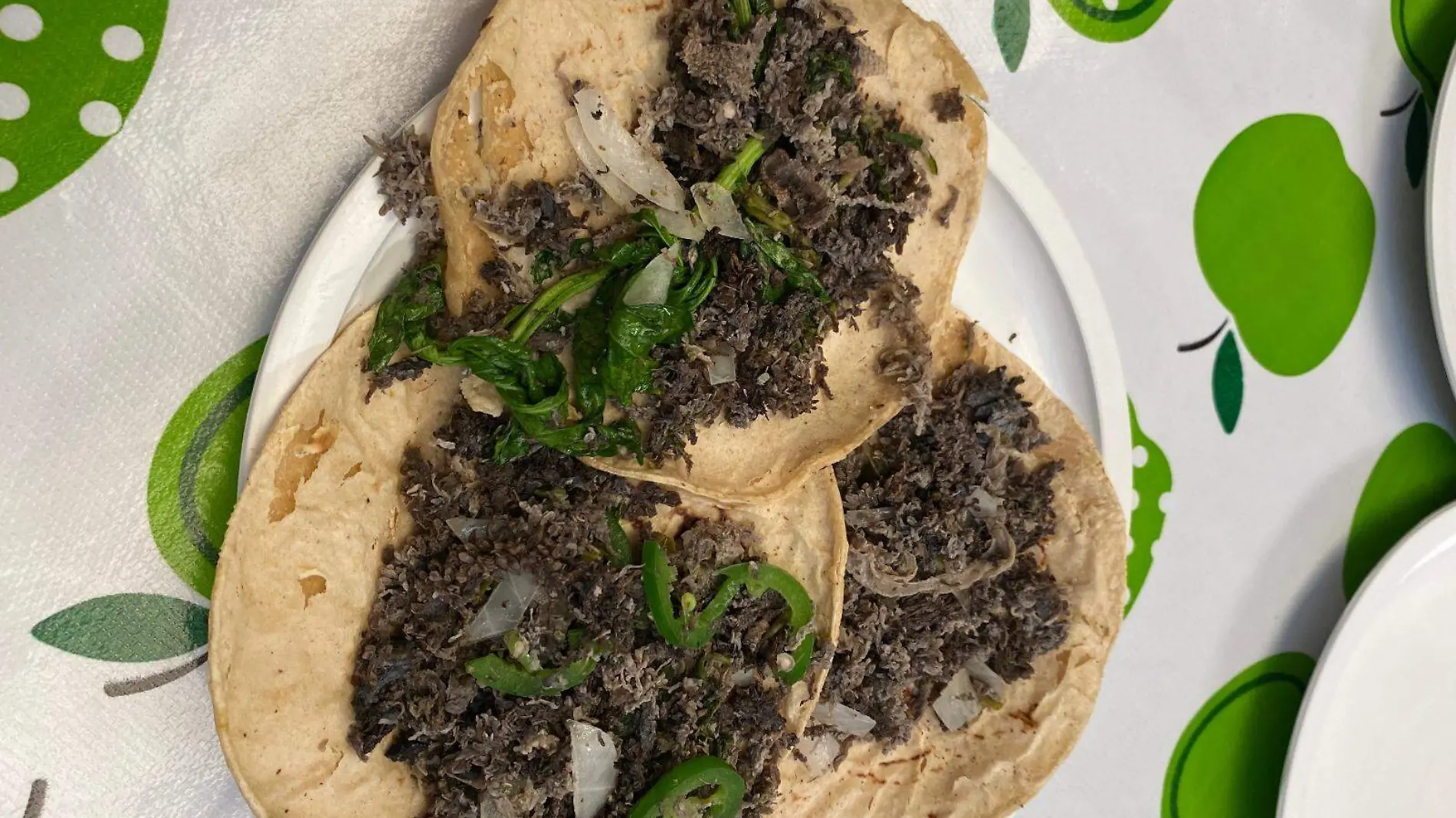 Antojitos taco de raspadura